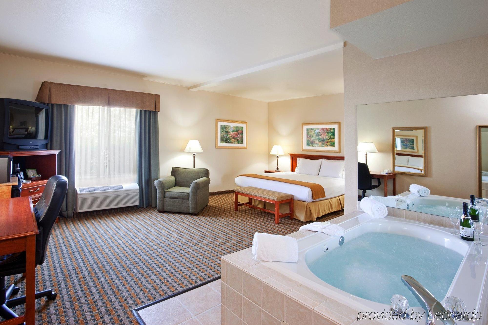 Holiday Inn Express Hotel & Suites Columbus Southeast Groveport, An Ihg Hotel Szoba fotó